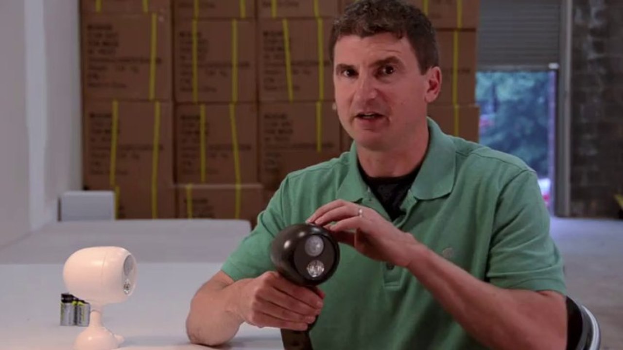 Wireless LED Spotlight with Motion Sensor