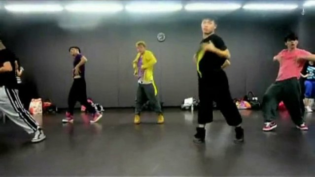 Street Jazz... Sylvia Facchini ... For Mooving Dance