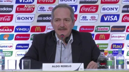 Rebelo deixa ministério às vésperas da Copa