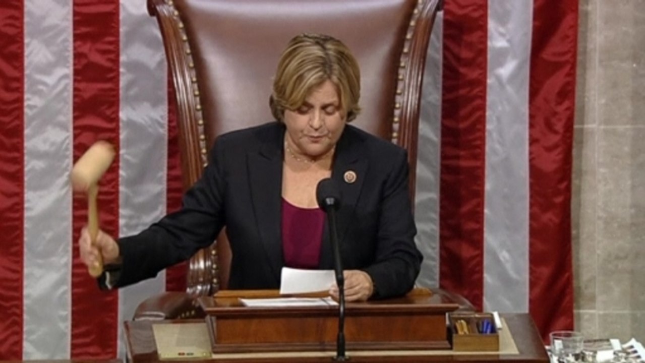 U.S. Congress ends debt impasse