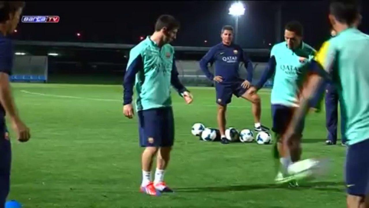 Entrenamiento del Barça con las ausencias de Neymar, Alves y Alexis