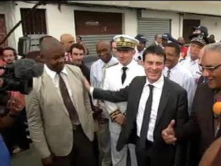Visite sous pression Martinique pour Manuel Valls - 17/10