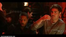 Zac Efron desnudo en tráiler de 'The Akward Moment'