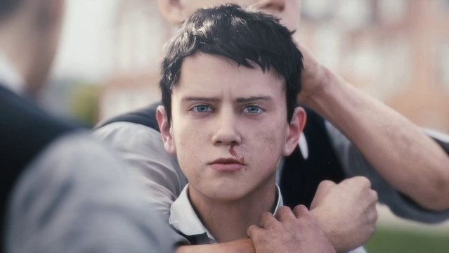 Batman : Arkham Origins (PS3) - Spot TV américain : Bruce Wayne