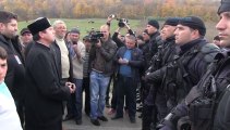 Pr. Vasile Laiu - In fata jandarmilor de la Pungesti, Vaslui