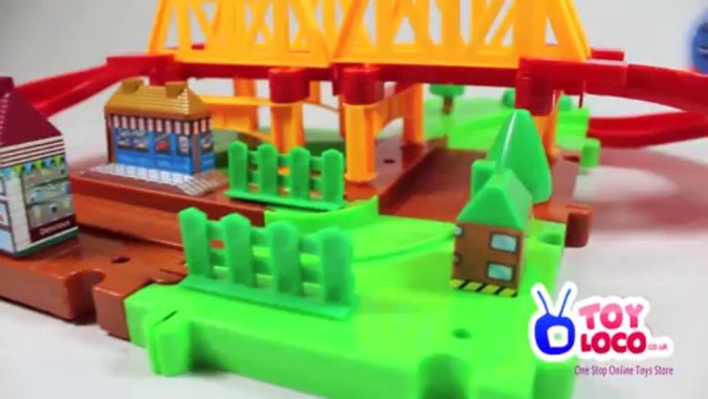 WWW.TOYLOCO.CO.UK Puzzle Game Train set 8001