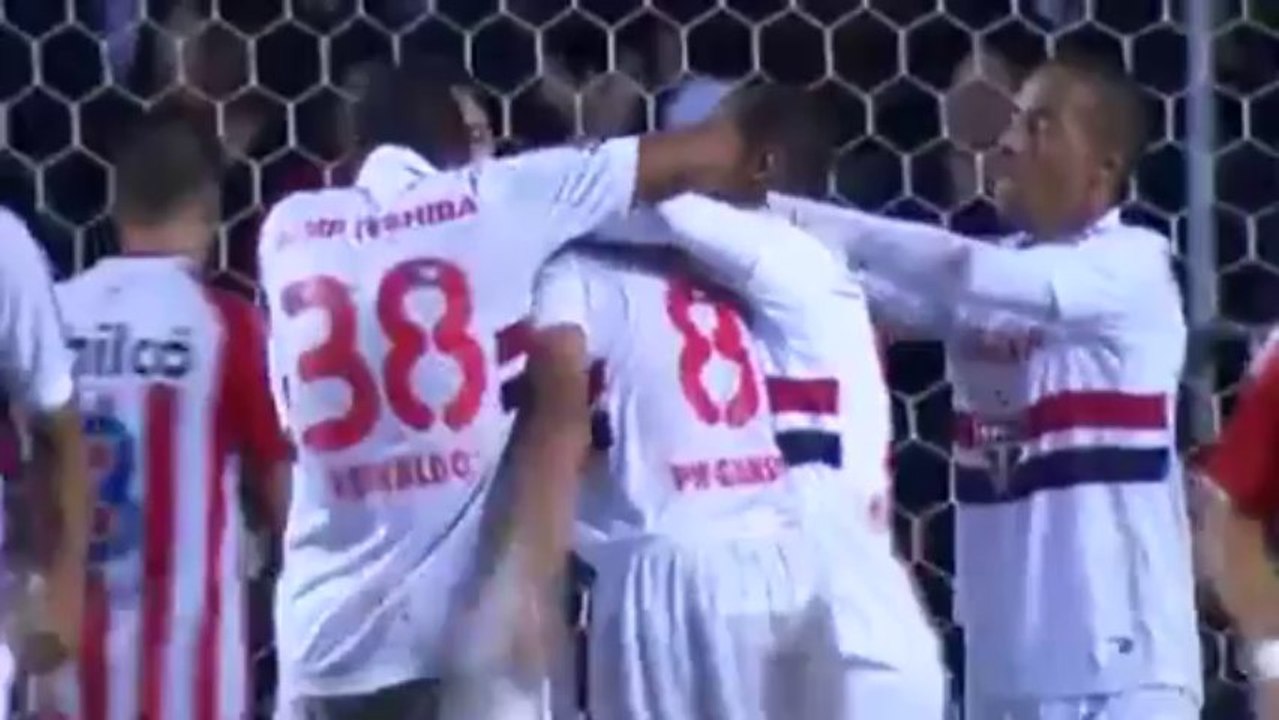 Parkta yürür gibi