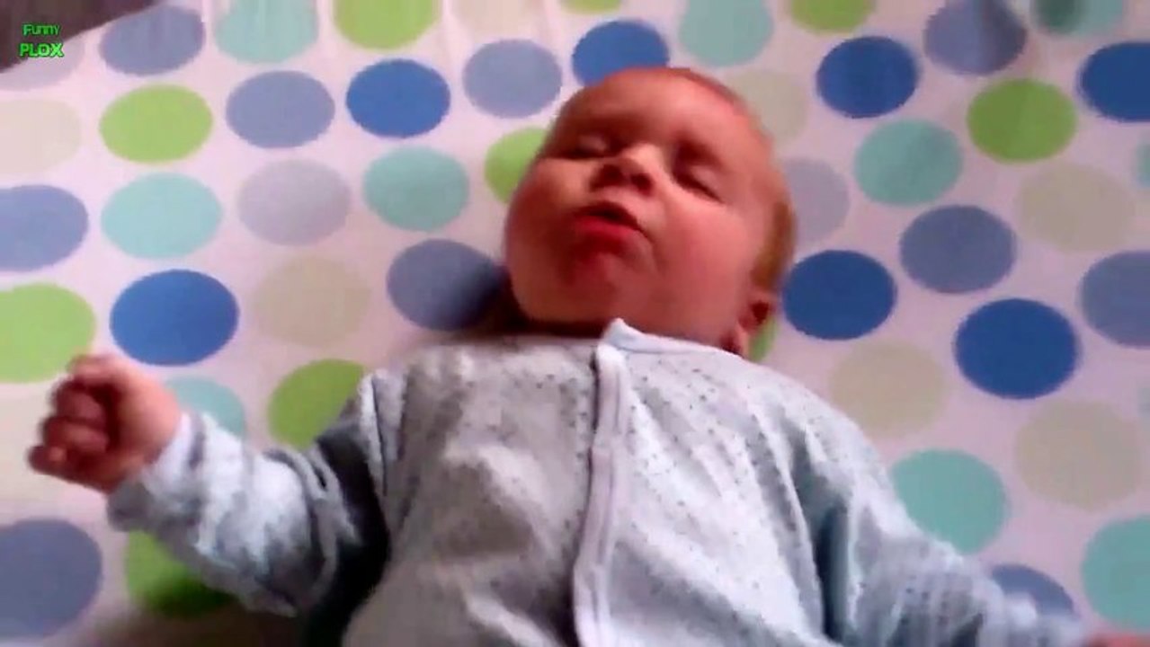 Babies Scared of Farts! Awesome compilation...