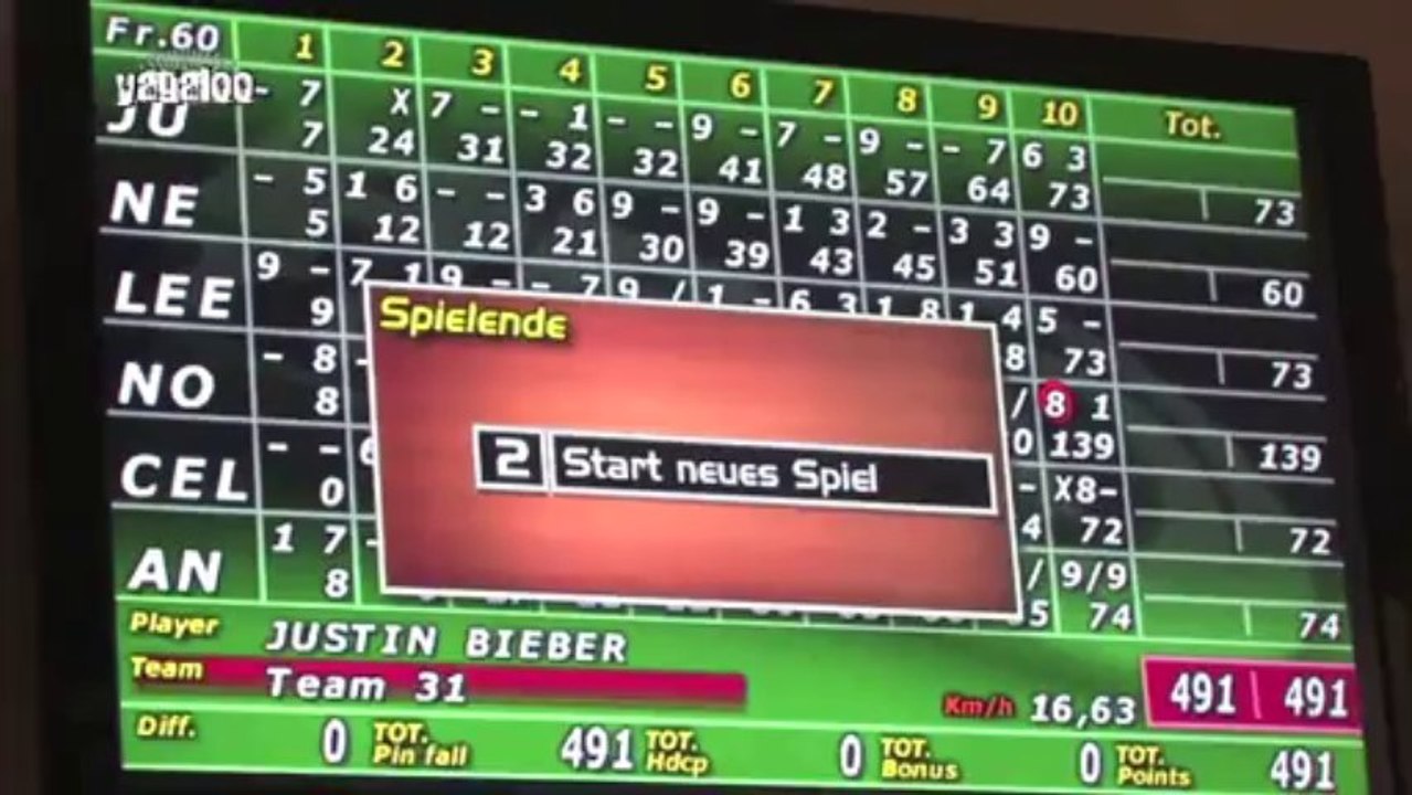 Daniele Negroni beim Bowling MEET & GREET von YAGALOO