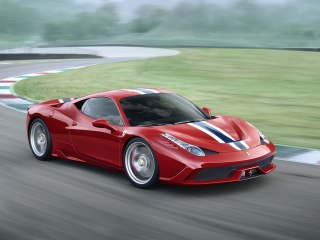 La 458 Speciale se montre dans une exposition au Museo Ferrari
