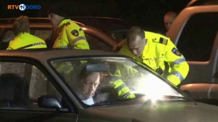Grote verkeerscontrole op A7 tussen Scheemda en Zuidbroek - RTV Noord