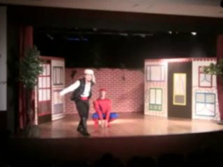 Battalgazi ve Spiderman Çocuk Tiyatrosu İstanbullu Belediye Salonlarında