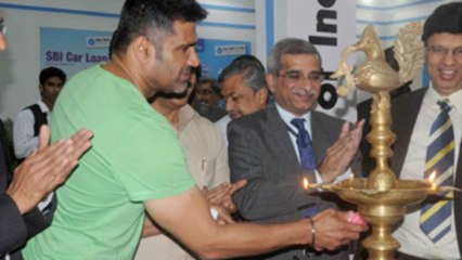 Suniel Shetty inaugurates 22nd Property Exhibition Mchi Credai !