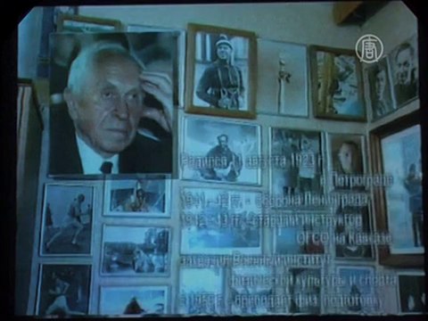 Ветеран-альпинист Михаил Бобров отмечает свое 90-летие