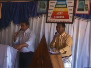 LA MANIFESTATION DU CRI ET LA VOIX DE L’ARCHANGE ENSEMBLE -parie 2