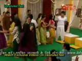 Jhilmil Sitaron Ka Aangan Hoga 18th October 2013 pt1