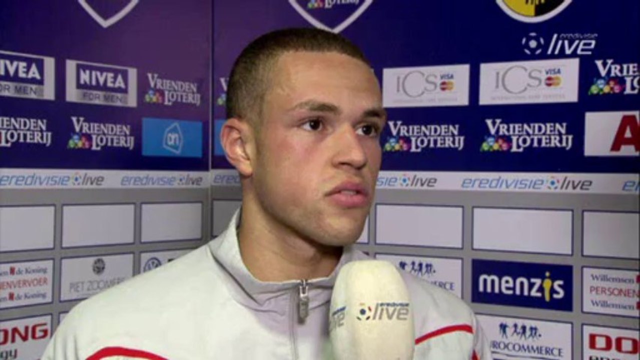 06-02-11 Luc Castaignos na Vitesse - Feyenoord