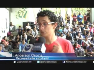 Informativo Web Noticias Octubre 17 del 2013 Emisión Noche