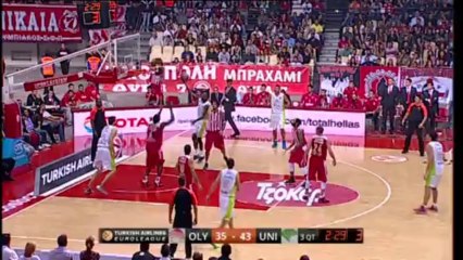 Dunk of the Night: Fran Vazquez, Unicaja Malaga
