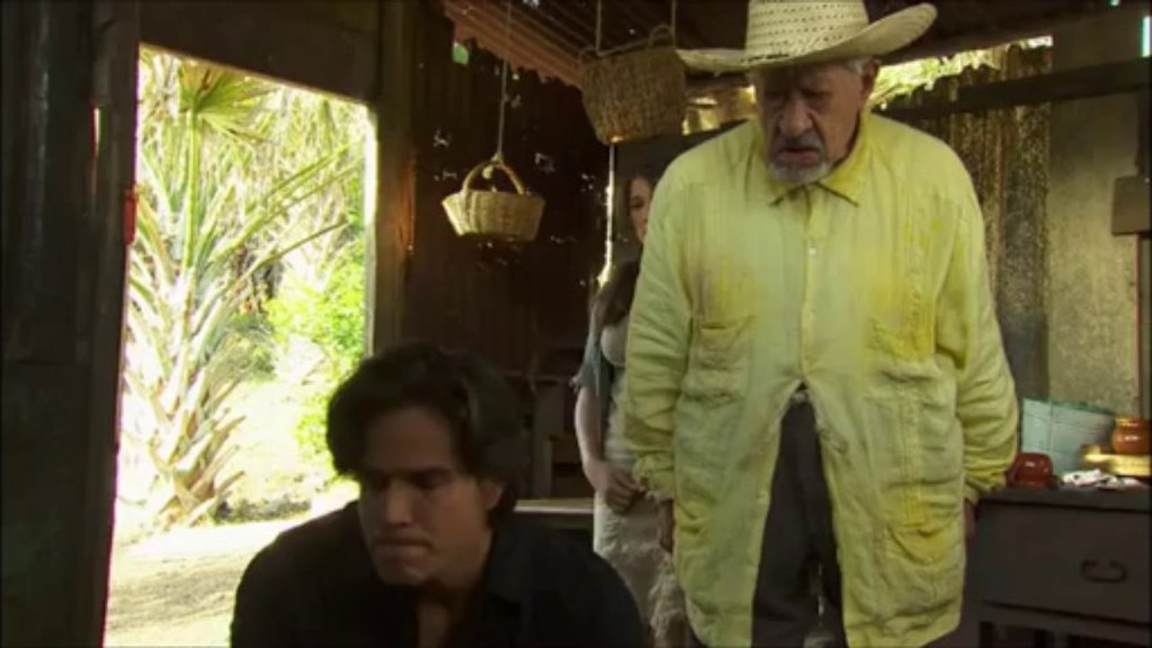 "Vete Octavio,vete y no vuelvas nunca mas. No quiero volver a verte"