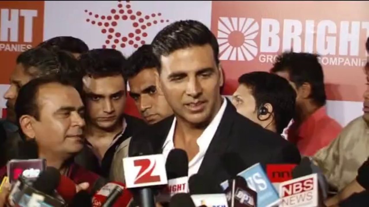 AKSHAY IN YOGESH LAKHANI BIRTHDAY PARTY