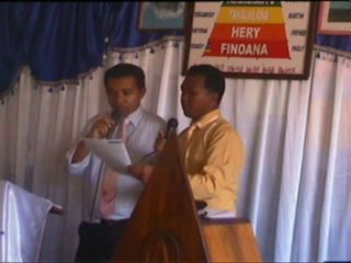 LA MANIFESTATION DU CRI ET LA VOIX DE L’ARCHANGE ENSEMBLE -parie 1