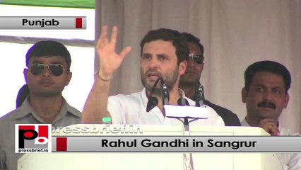 Rahul Gandhi in Punjab calls Manmohan Singh his political guru