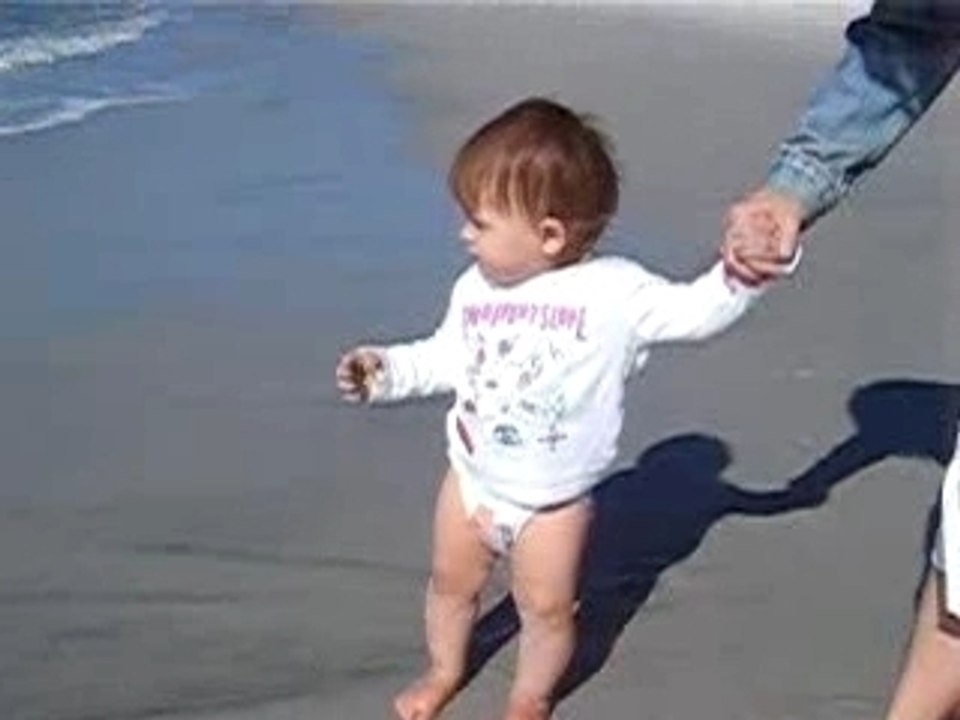 Sophie a la plage 2