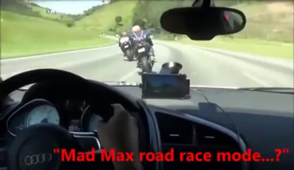 Awesome race between AUDI R8 et 2 bikers :  Suzuki 1000cc and Kawasaki Ninja 1000cc!