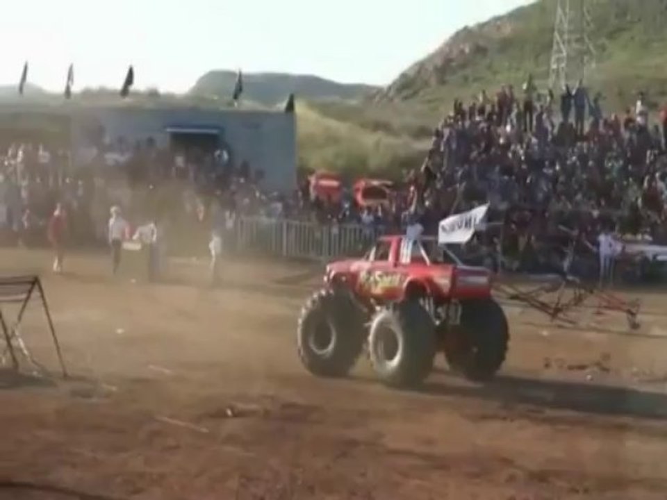 monster truck in mexico