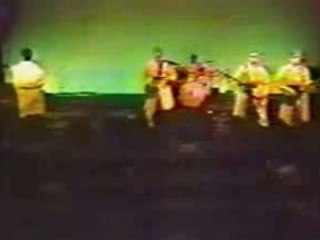 Devo - Mongoloid (Live 1979)