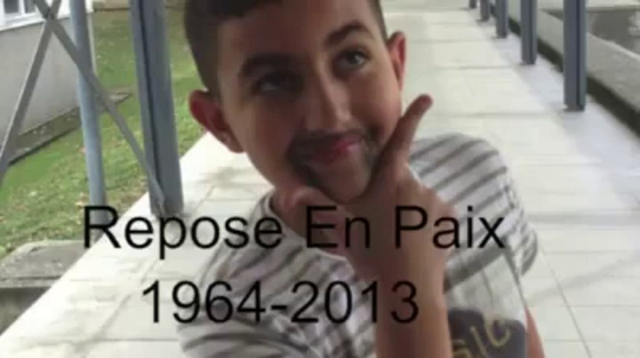 Parodie de Rocky Balboa - YouTube