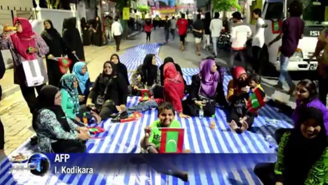 Nasheed protests as police stop Maldives vote