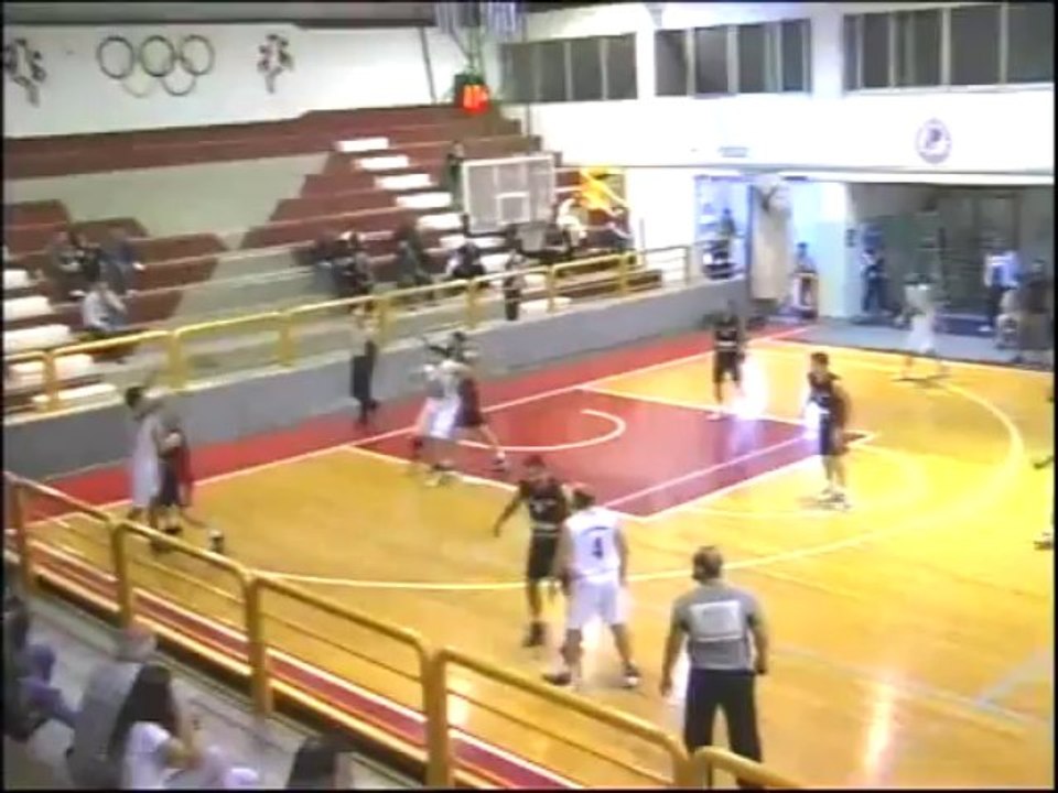 'Αρης Θήβας-'Εσπερος Λαμίας 58-57