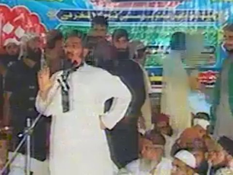 Allama Masood ur Rahman usmani - jamiahaidriah - Live Difa-e-Sahaba Conference-Cut01