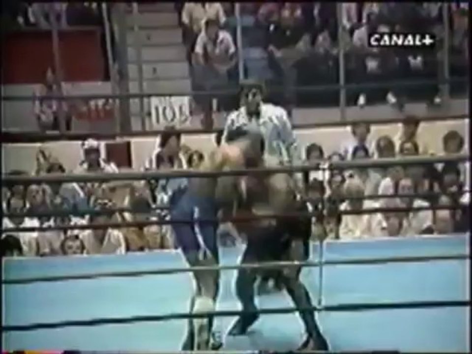VHS - Tyson -   44 KO