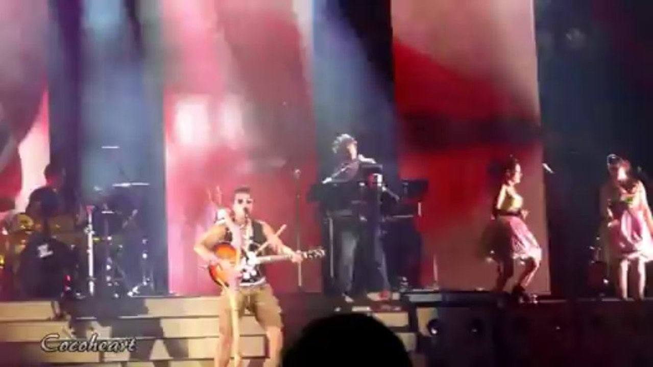 05 Andreas Gabalier - Zuckerpuppen @ Oberhausen, König-Pilsener-Arena, 18.10.2013