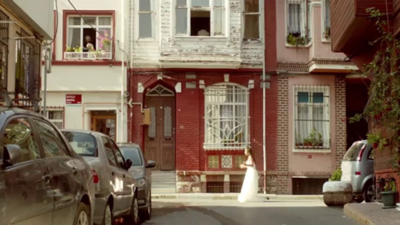 Hülya Avşar - Bana Bir Koca Lazım - Kanto