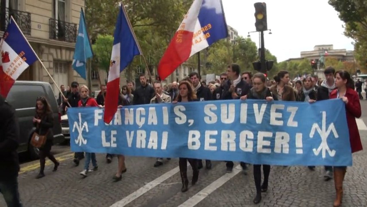 Le RF à la manif de Civitas