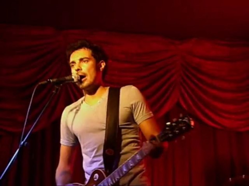 Hey Jude reprise par Greg Laffargue