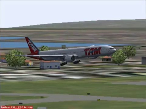 comandante fábio pousando em campinas SP COM 777 DA TAM (SIMULADOR DE VÔO)