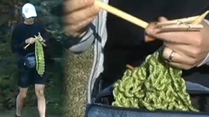 Man Sets World Record for Knitting While Running