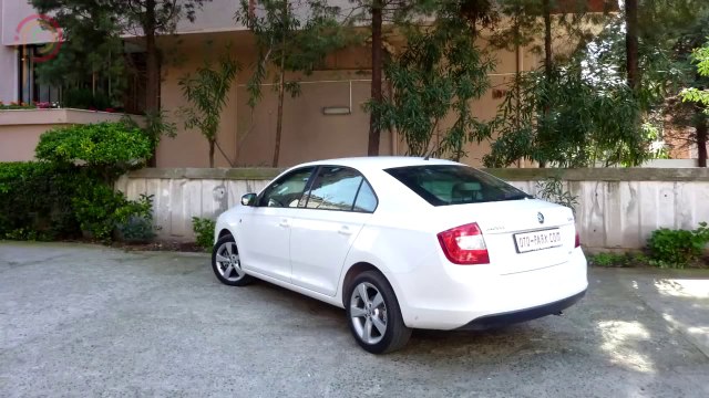 Oto-Park.Com | Skoda Rapid 1.6 TDI Elegance (2013)