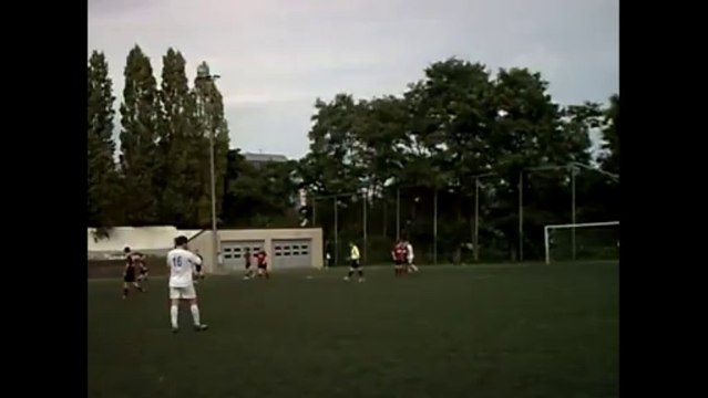 EU vs CPK Coup franc Iteb sur la barre transversale