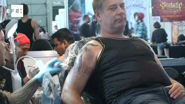 Desenhos asiáticos se destacam em exposição de tatuagens na Austrália.