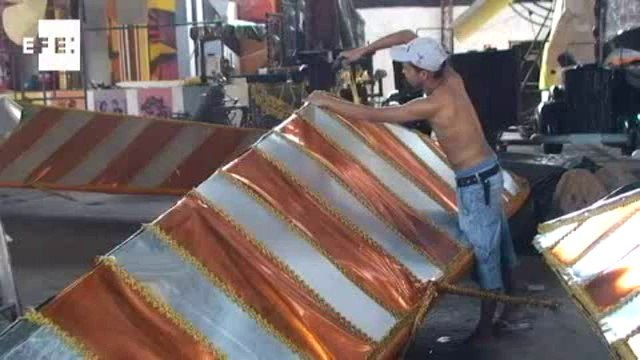 Gaviões da Fiel levará Lula para Sambódromo de São Paulo.