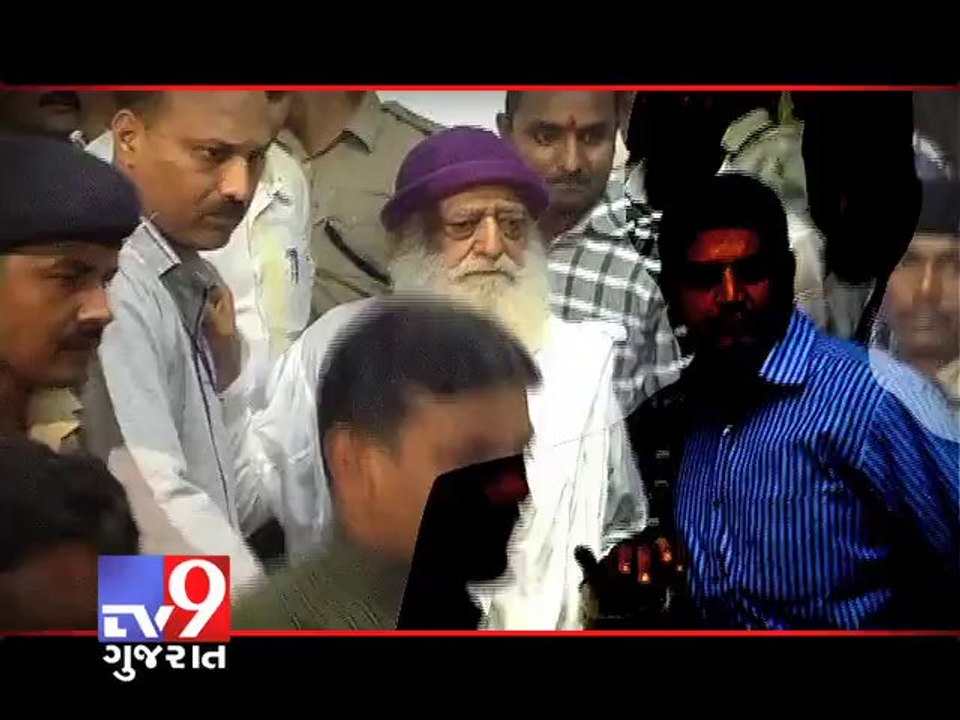 SIT grilled Asaram in presence of wife, daughter, follower - Tv9 Gujarat