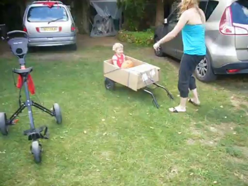 Tour de brouette avec marraine