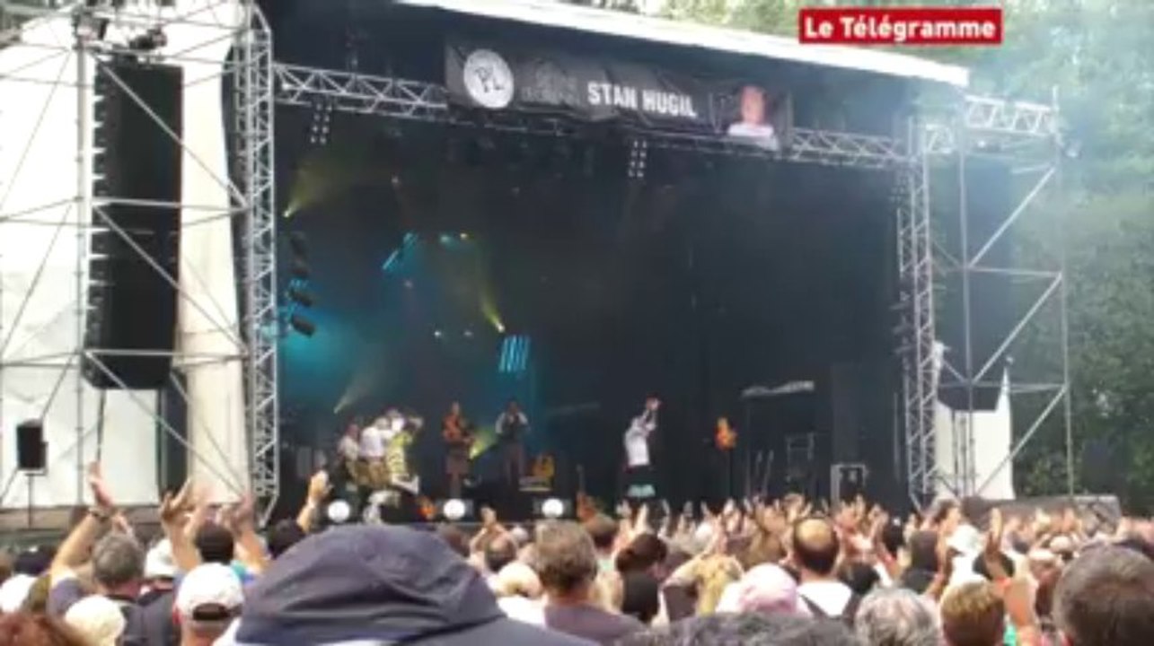 Paimpol. Tri Yann plébiscité aux chants de marins