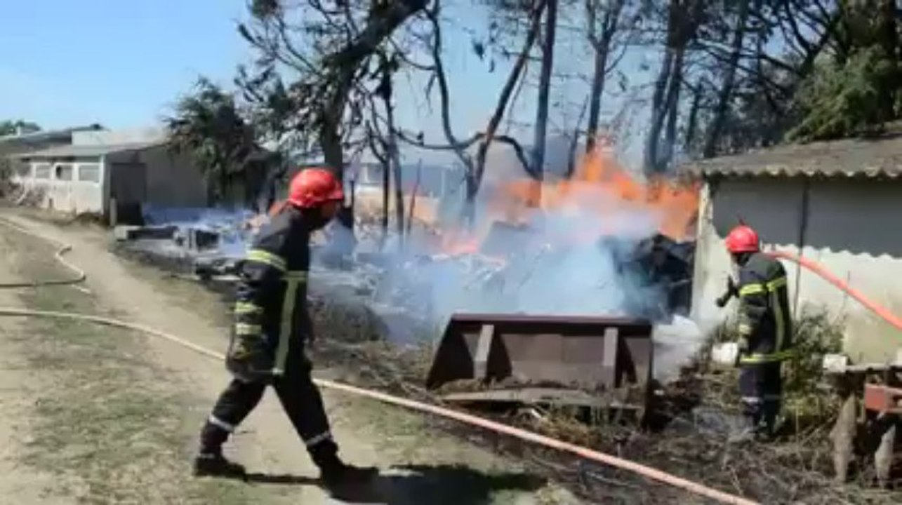 Lamballe. En images : les pompiers tentent de maîtriser l'incendie